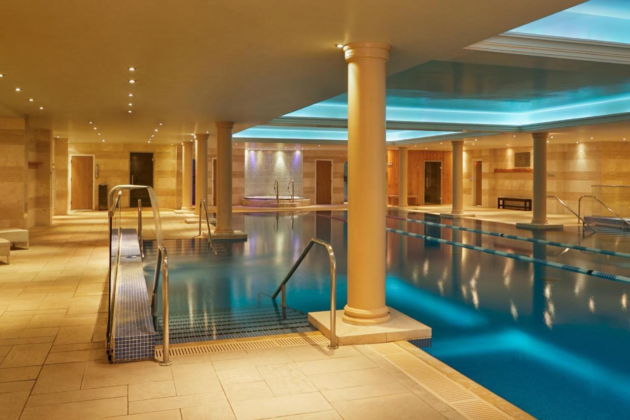 Lion Quays Resort Chirk Extérieur photo